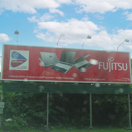 Outdoor Advertising soccer field barrier trivision billboard display